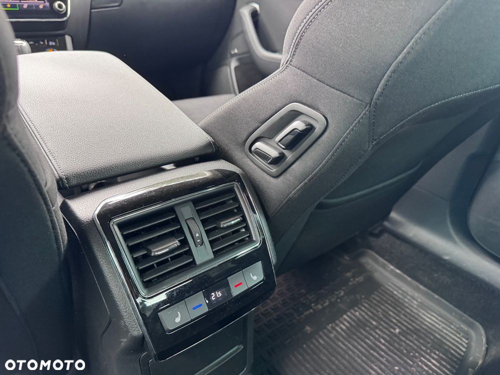 Skoda Superb 2.0 TSI Style DSG - 30