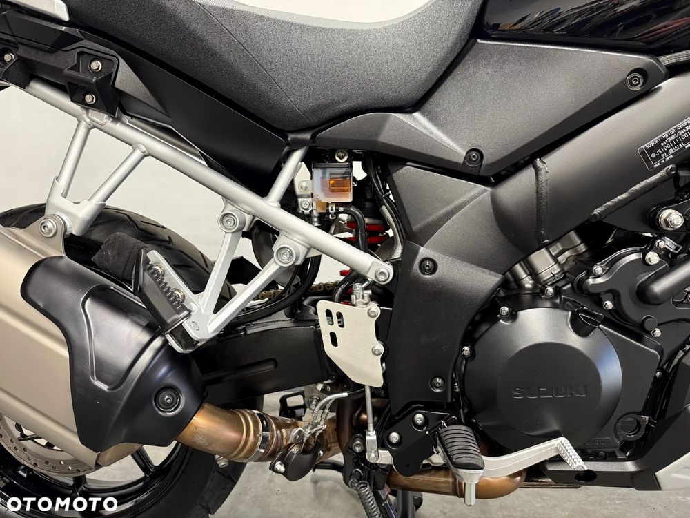 Suzuki V-STROM - 34