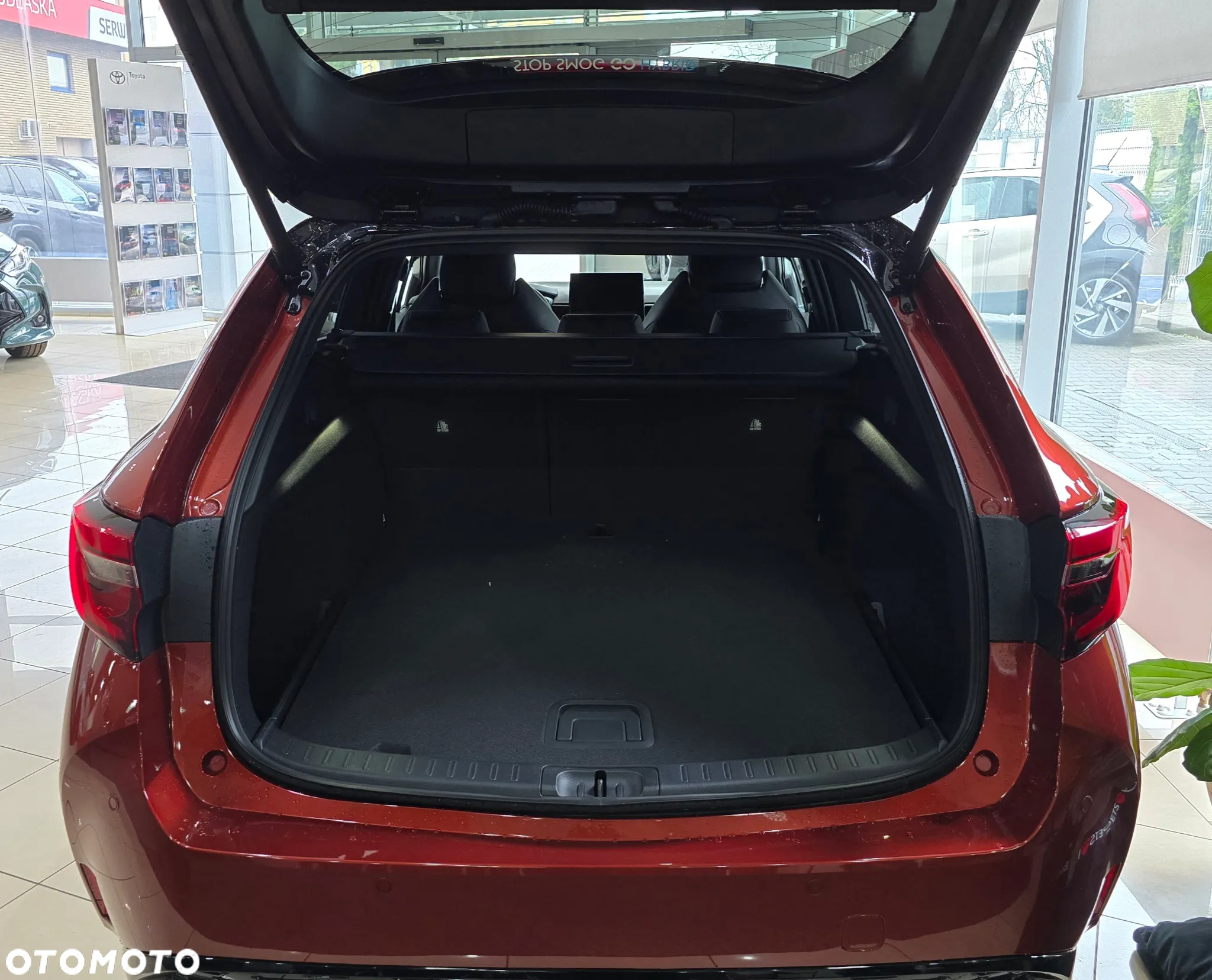 Toyota Corolla 1.8 Hybrid GR Sport - 13