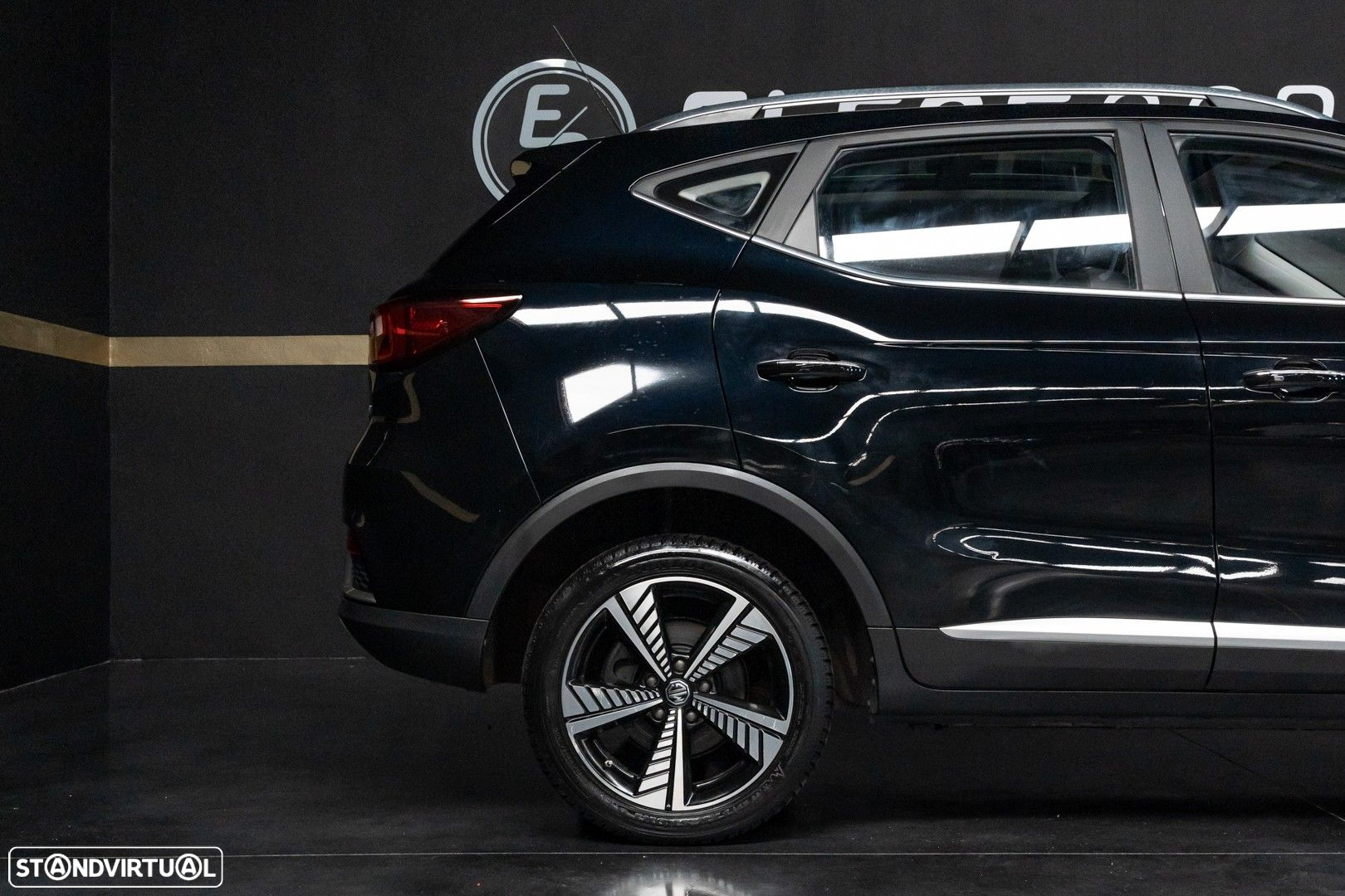 MG ZS - 6