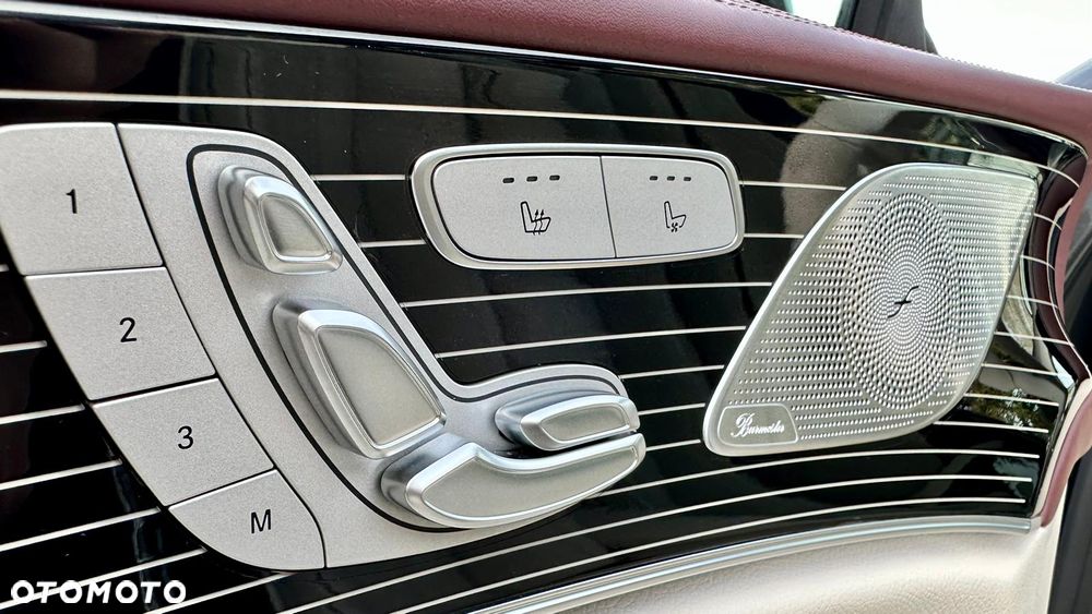 Mercedes-Benz CLS - 9