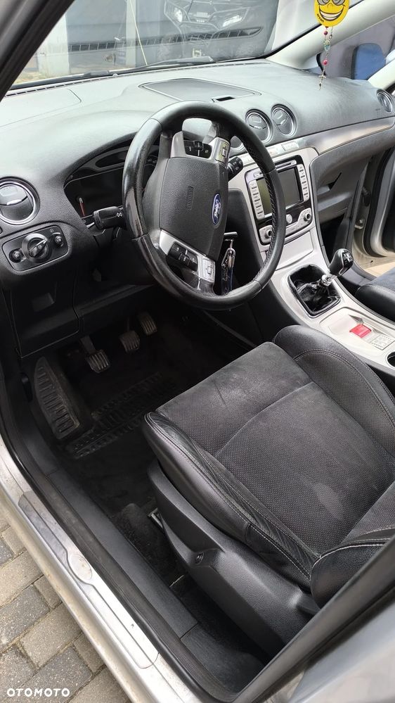 Ford S-Max - 7