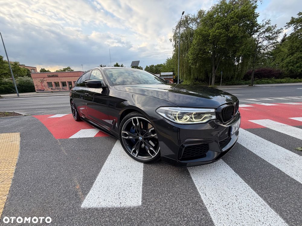 BMW Seria 5 M550i xDrive - 13