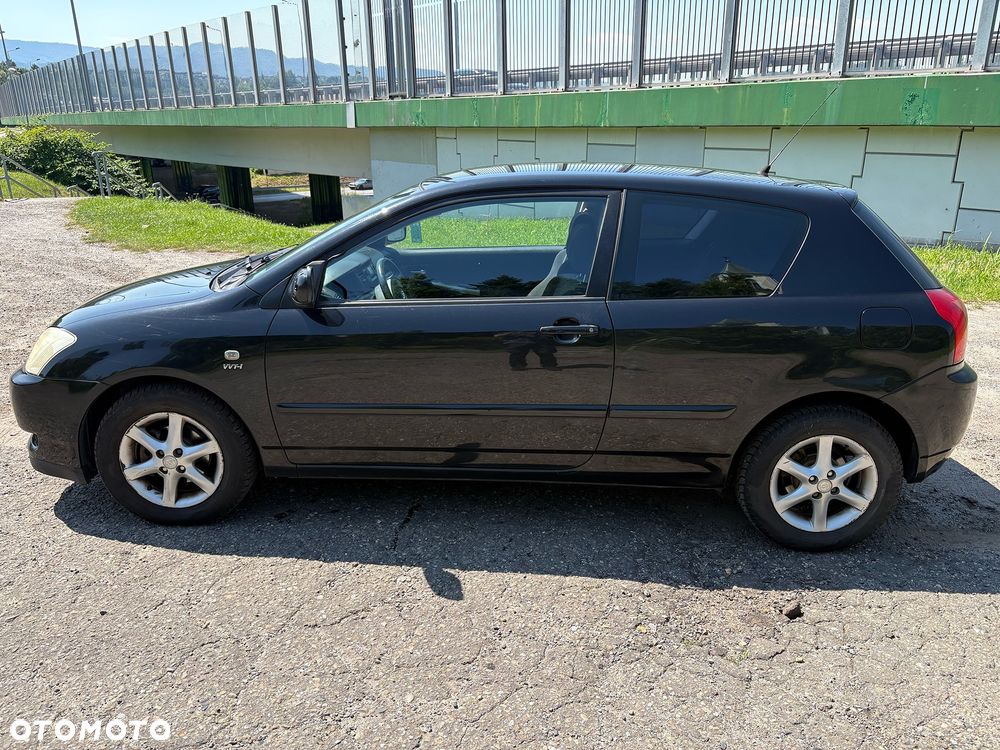Toyota Corolla - 16