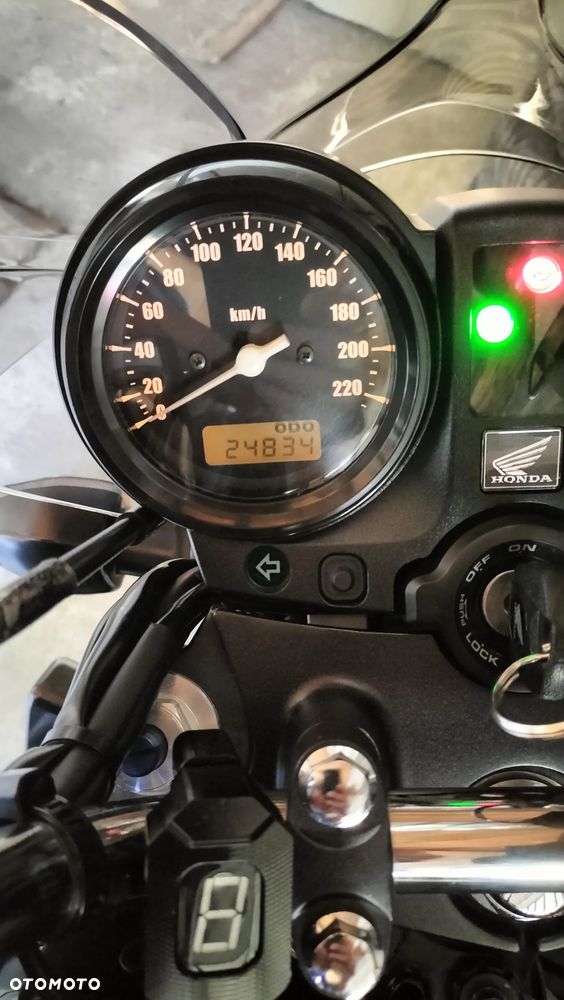Honda CBF - 2