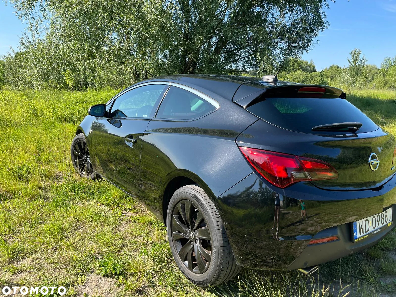 Opel Astra IV GTC 1.4 T Sport - 16