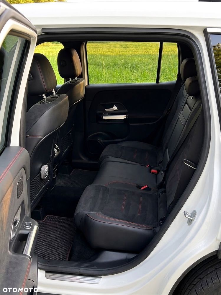 Mercedes-Benz GLB 200 4-Matic AMG Line 8G-DCT - 7