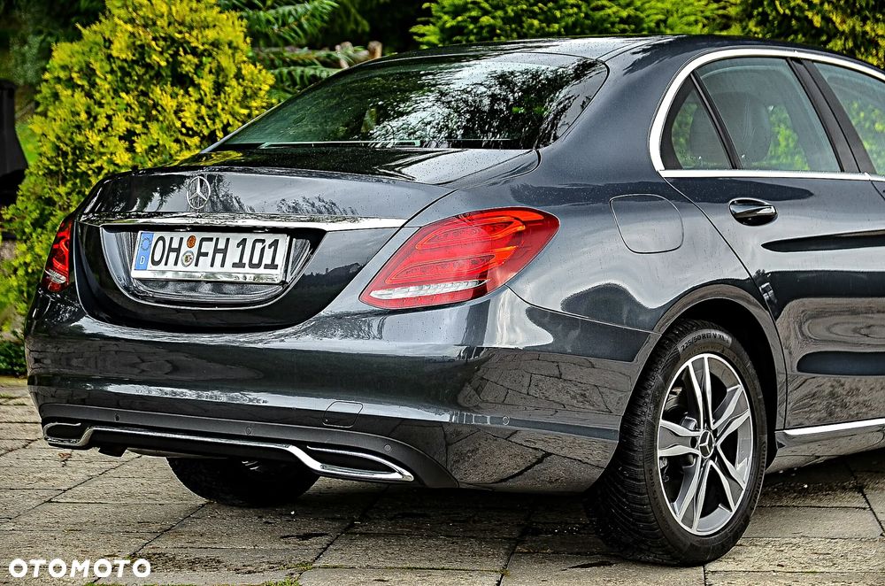 Mercedes-Benz Klasa C 180 T 7G-TRONIC Exclusive - 7