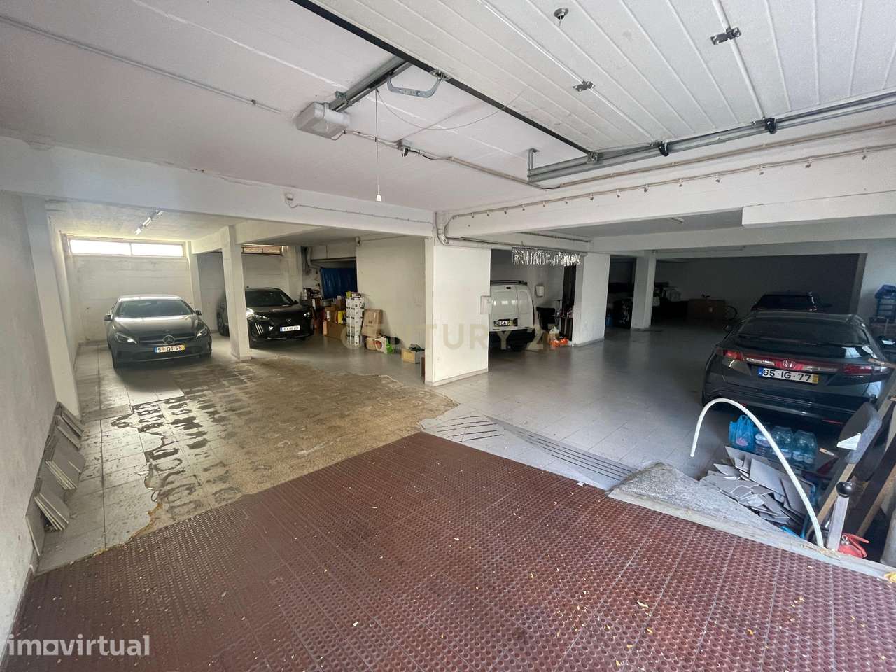 Venda de Garagem – Estacionamento Coberto - QUELUZ - Grande imagem: 3/5