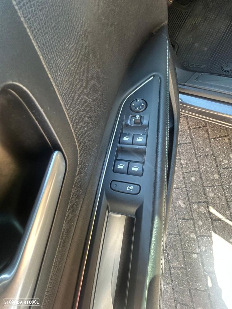 Peugeot 5008 1.5 BlueHDi Allure Pack - 14