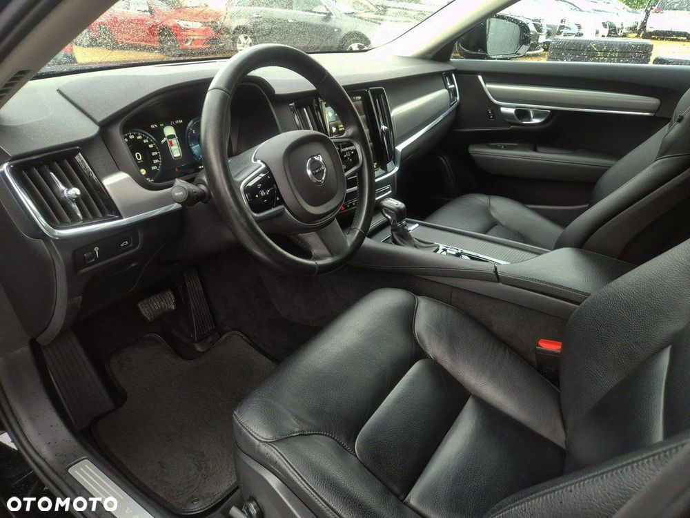Volvo V90 D4 AWD Geartronic Momentum Pro - 15
