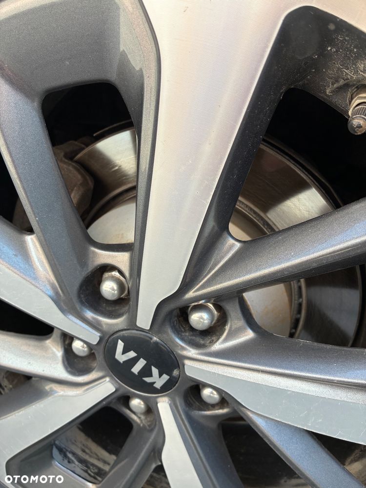 Kia Sorento 2.0 CRDI M - 30