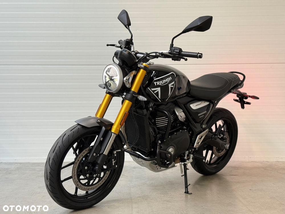Triumph Inny - 7