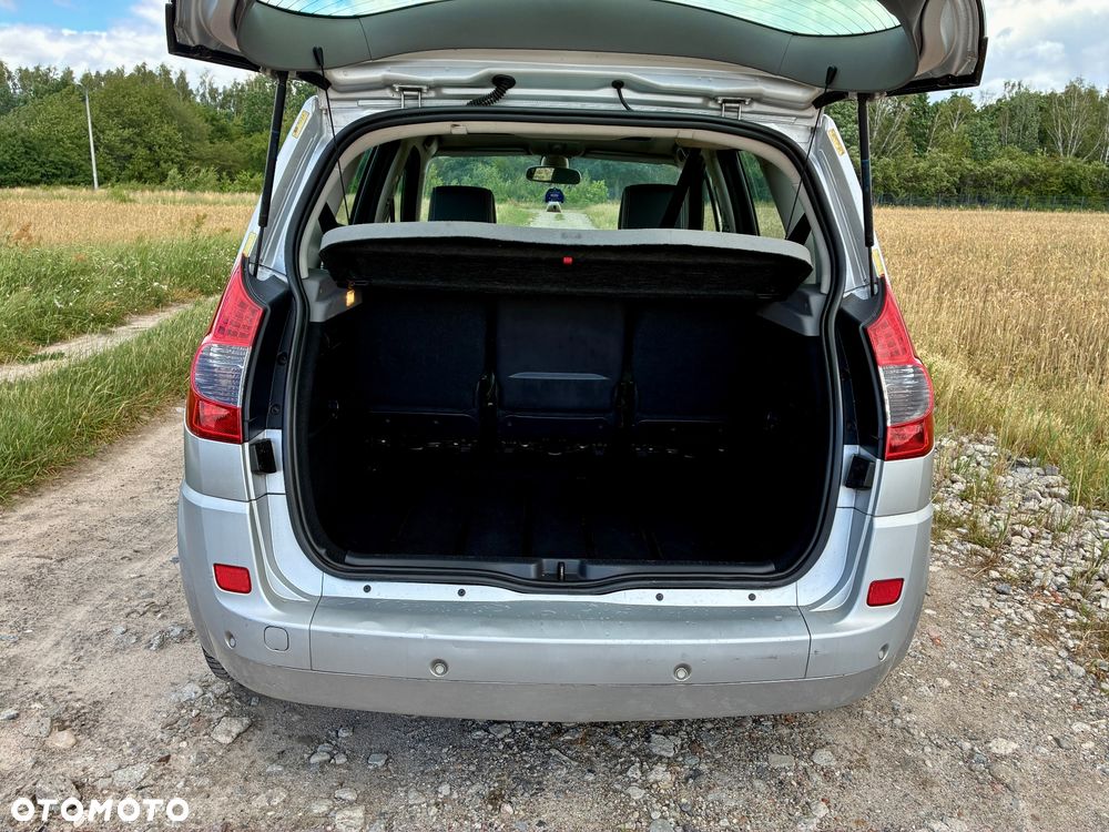Renault Scenic - 5