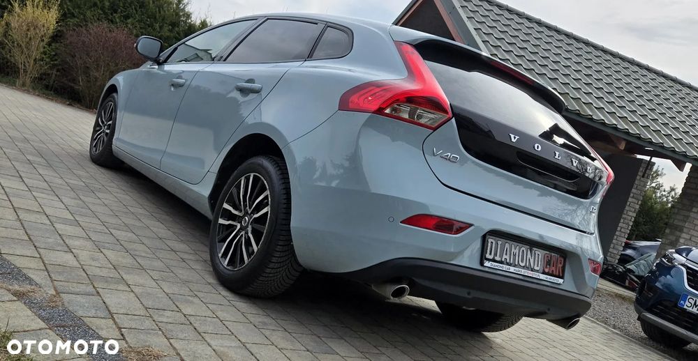 Volvo V40 D2 Geartronic Momentum - 22