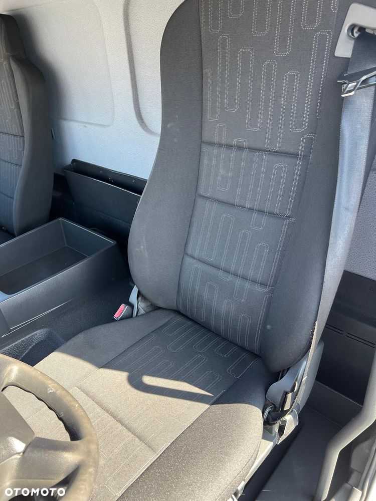 Mercedes-Benz Atego 1218 kontener winda mały Przebieg sprowadzony wron-pol - 36