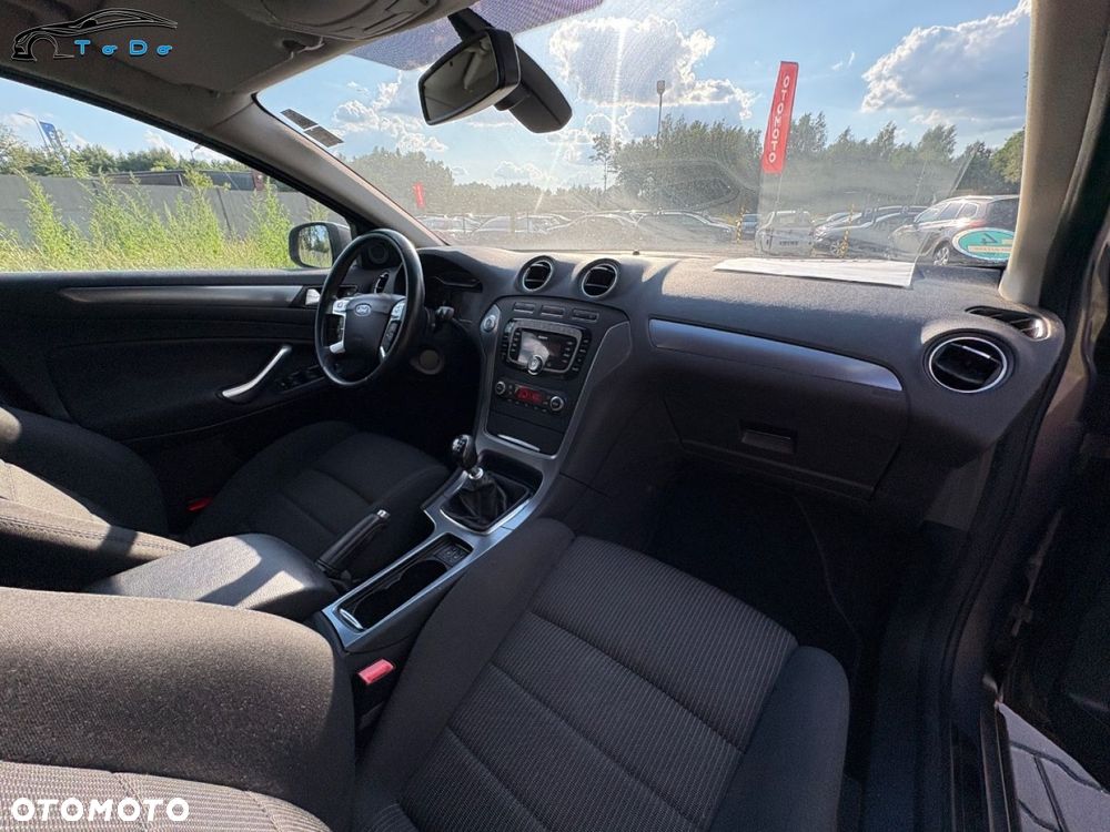 Ford Mondeo 1.6 T Platinium X Plus (Titanium) - 28