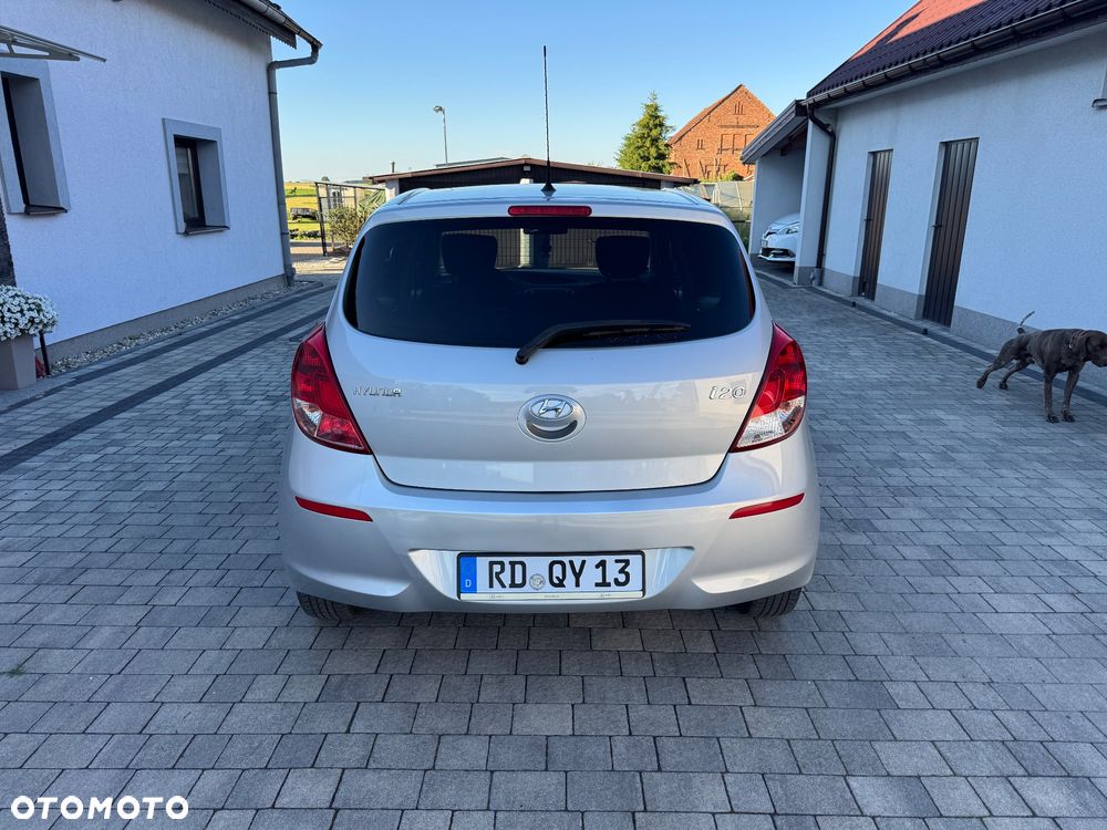 Hyundai i20 1.25 Classic + - 10