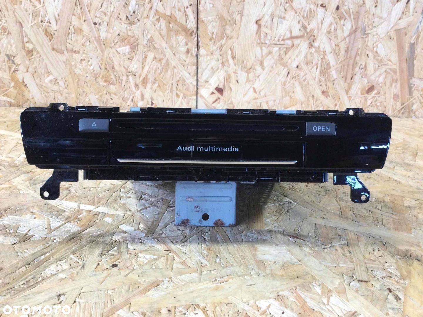 Radio z nawigacją AUDI A6 AVANT 4F5, C6 4G0035666J 3.0L diesel 2012 - 1