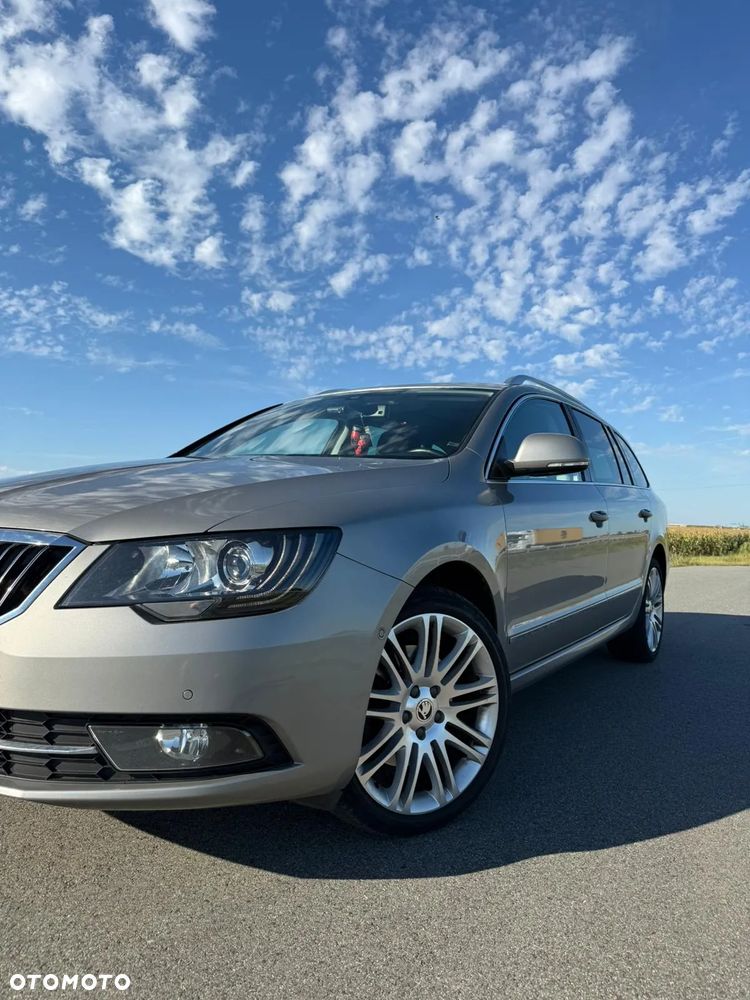 Skoda Superb 2.0 TDI Platinum - 2