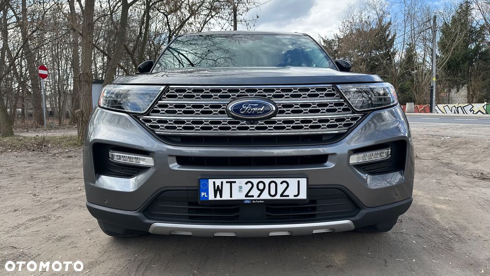 Ford Explorer - 1