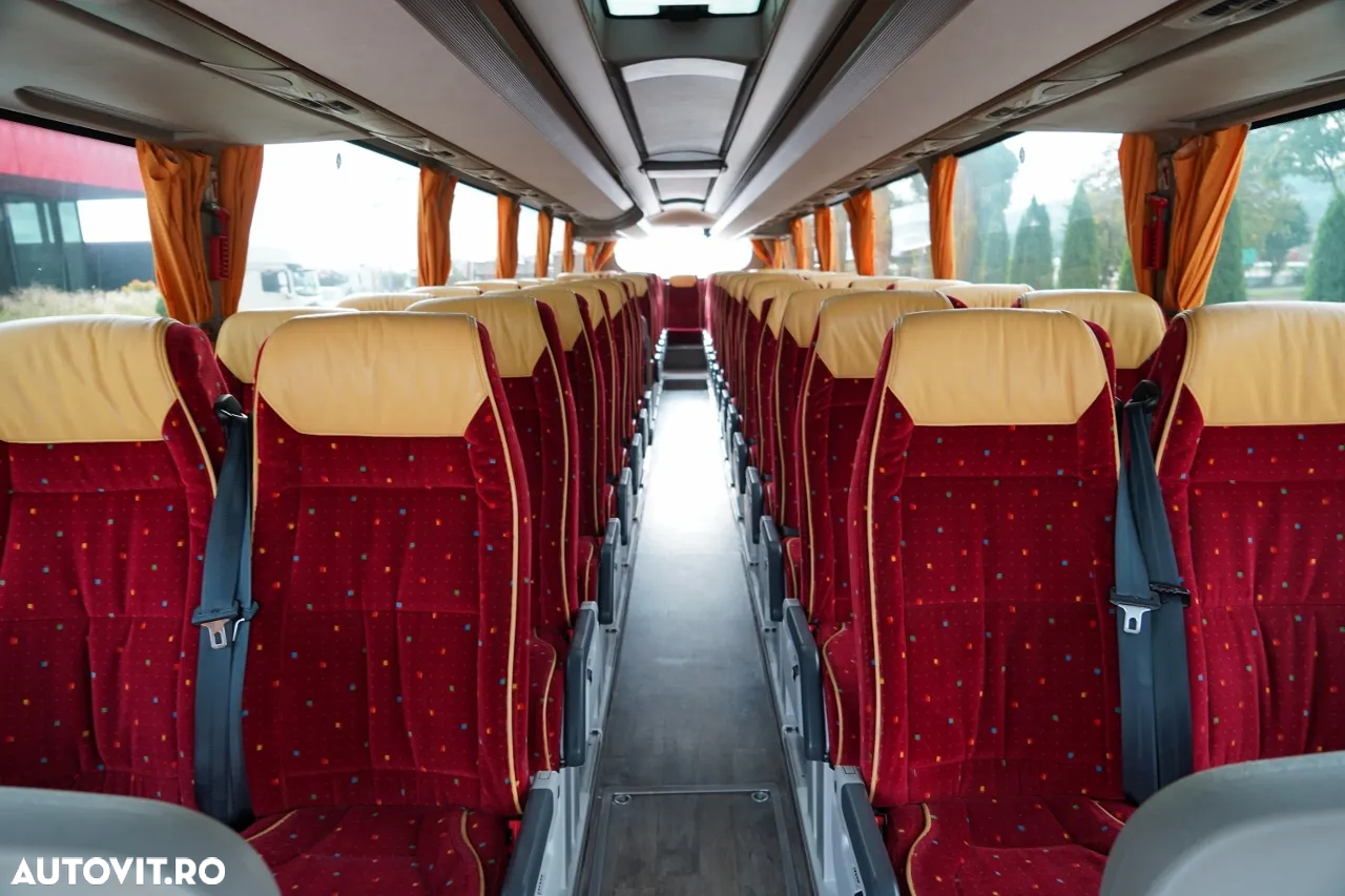Iveco MAGELYS / EURO 6 / SUPER STARE / TURIST / MANUALĂ / KILOMETRAJ 293.000 km / IMPORTAT DIN FRANȚA / CONTRACT POST-SERVICE / - 31