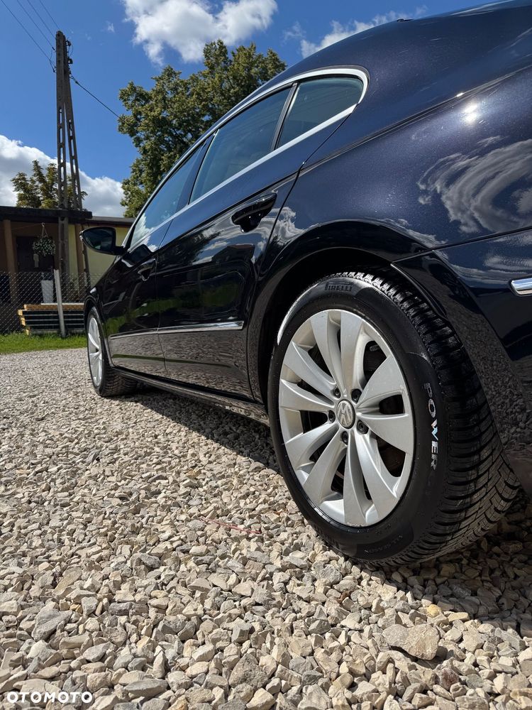 Volkswagen Passat CC 2.0 TDI DPF BMT DSG - 4