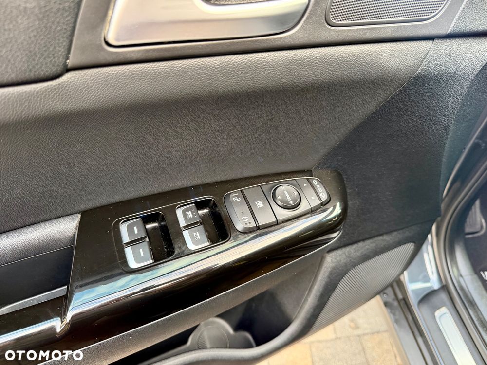 Kia Sportage - 14