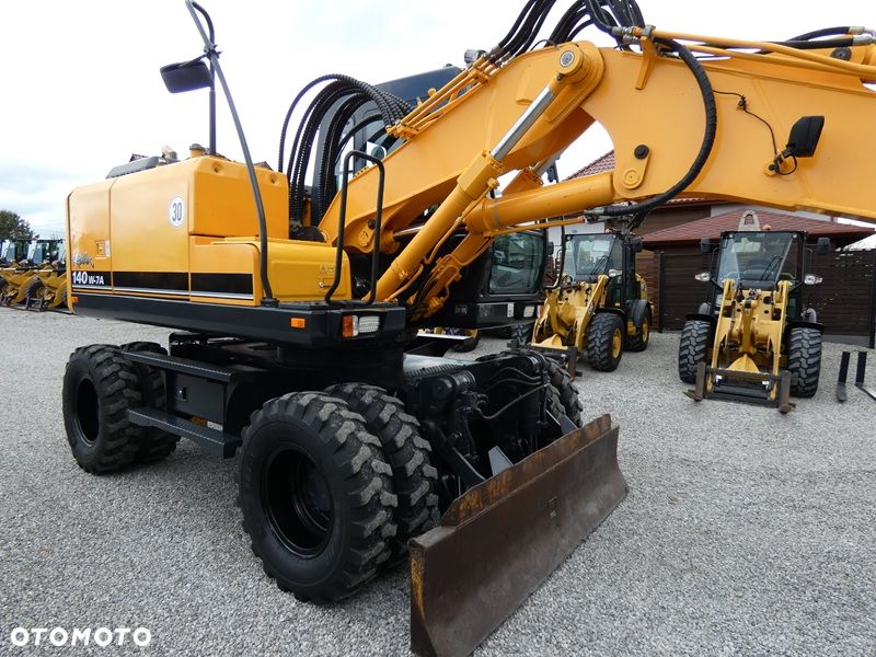 Hyundai 140W-7A / Stan BDB / Ładnie utrzymana / - 36