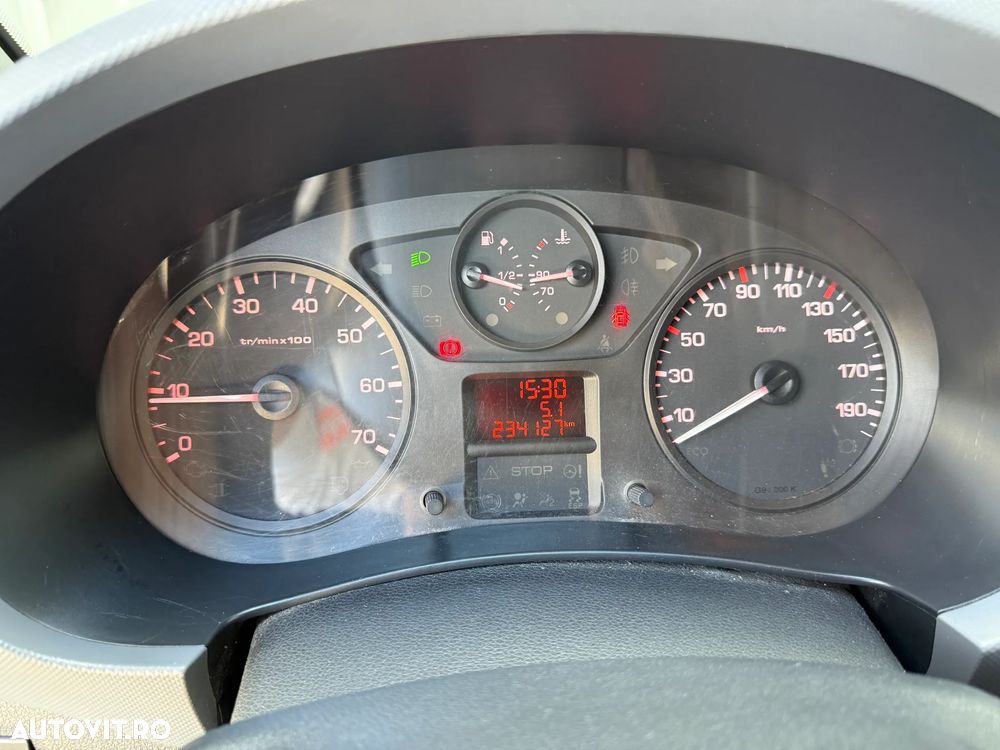 Citroën Berlingo 1.6 HDi Seduction - 21