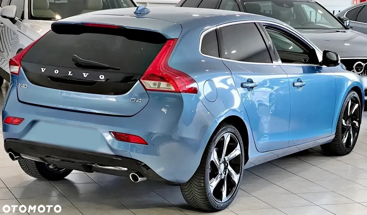 Volvo V40 - 15
