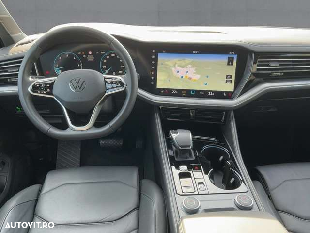 Volkswagen Touareg - 9
