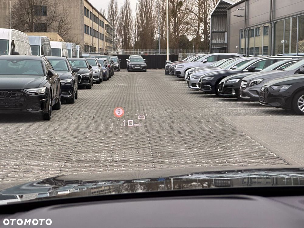 Audi Q8 - 27