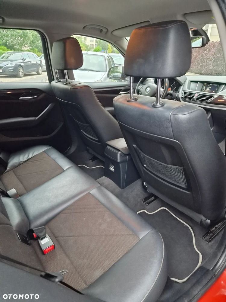BMW X1 xDrive20d xLine - 15