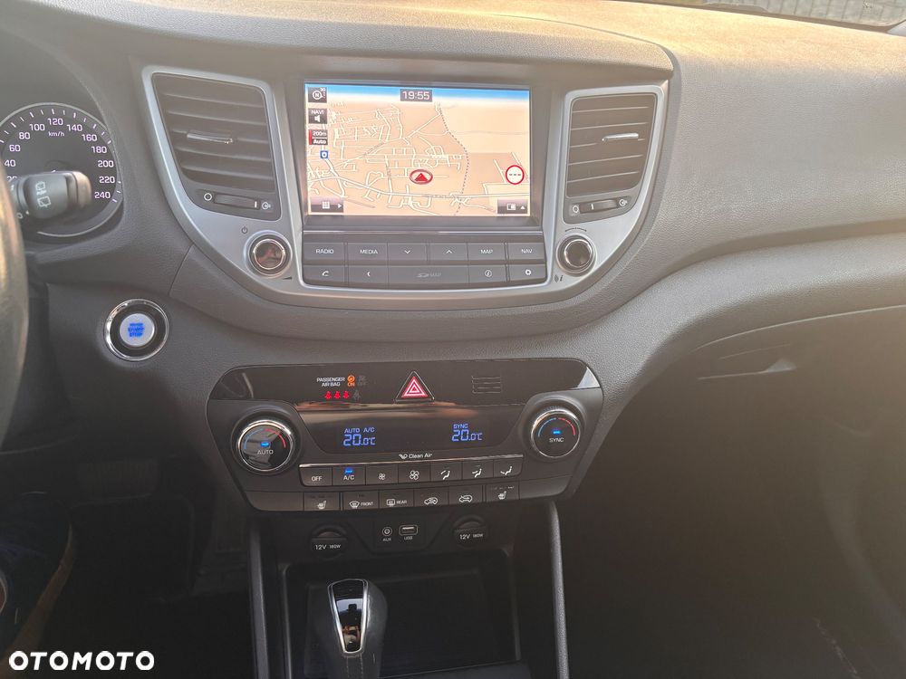 Hyundai Tucson blue 1.7 CRDi 2WD DCT Premium - 29