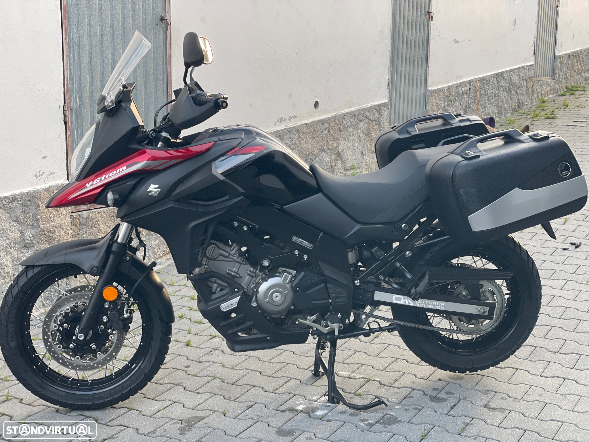 Suzuki DL V-Strom 650XT - 2