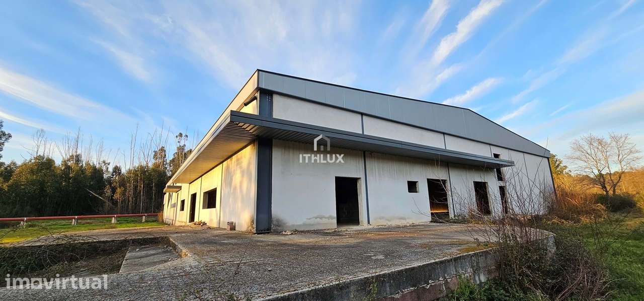 Armazém com + de 1600m2 em Seia - Grande imagem: 2/11