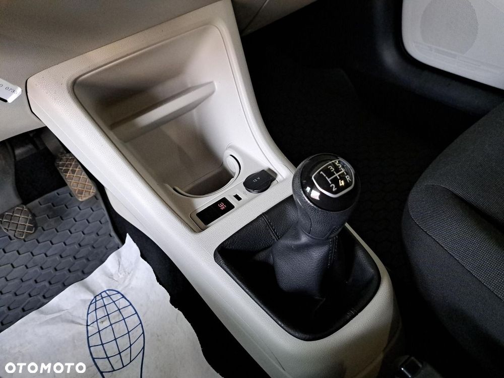 Volkswagen up! - 21