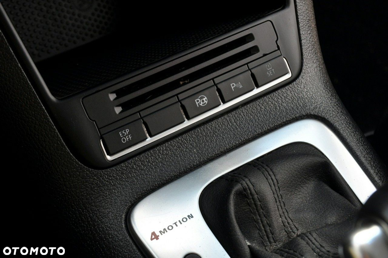 Volkswagen Tiguan - 34