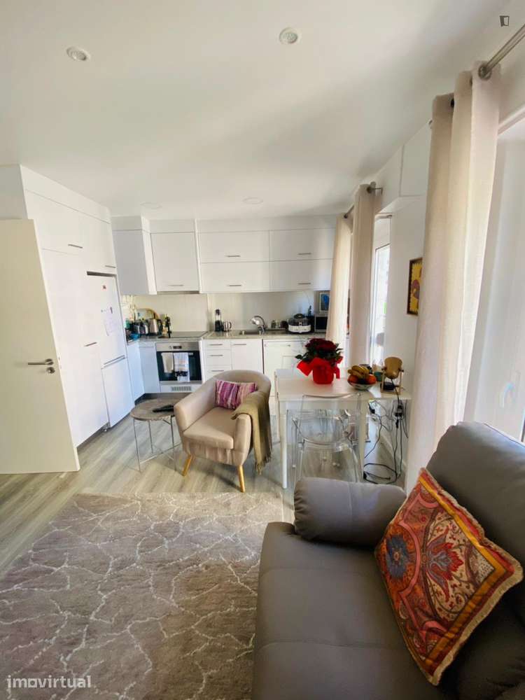 Apartamento com 2 quartos - localizado em Benfica Lisbon - Grande imagem: 4/33