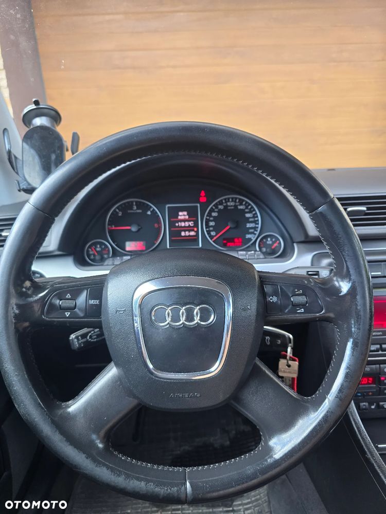 Audi A4 Avant 2.0 TDI DPF - 28
