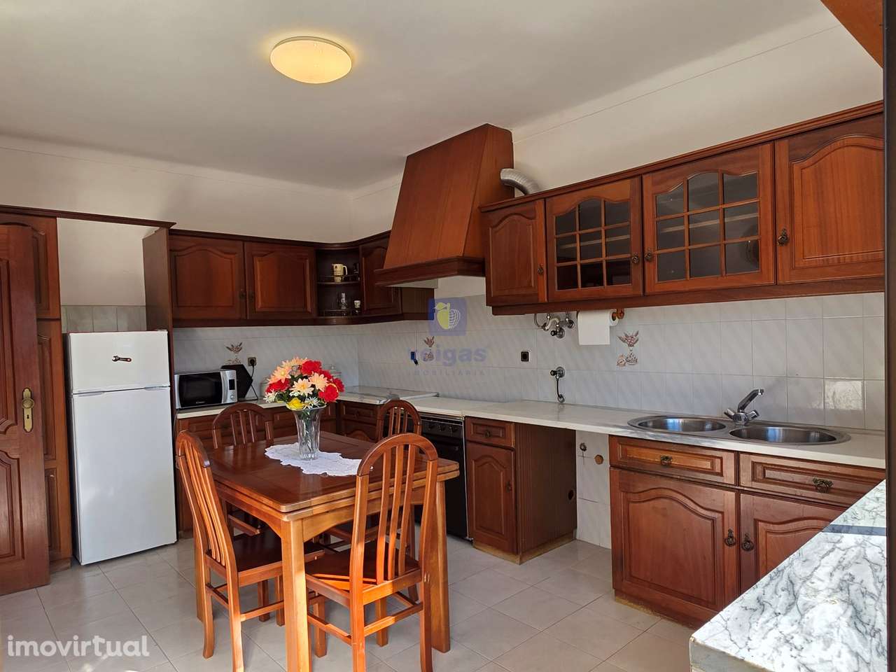 Moradia com Piscina, Anexo de Festas e Jardim — a 10 minutos das Calda - Grande imagem: 4/38