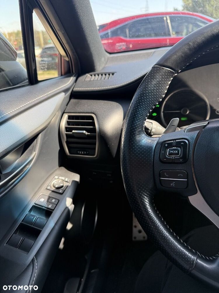 Lexus NX 300h F Sport AWD - 15