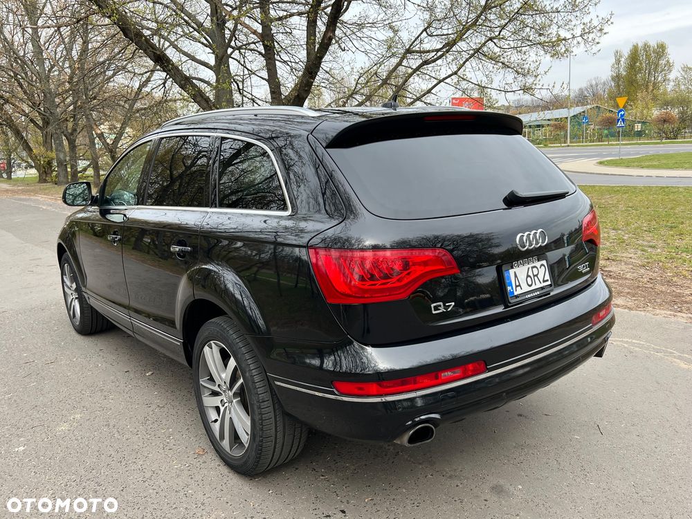 Audi Q7 - 11