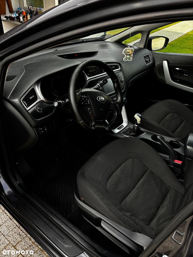 Kia Ceed 1.6 CRDi M - 9