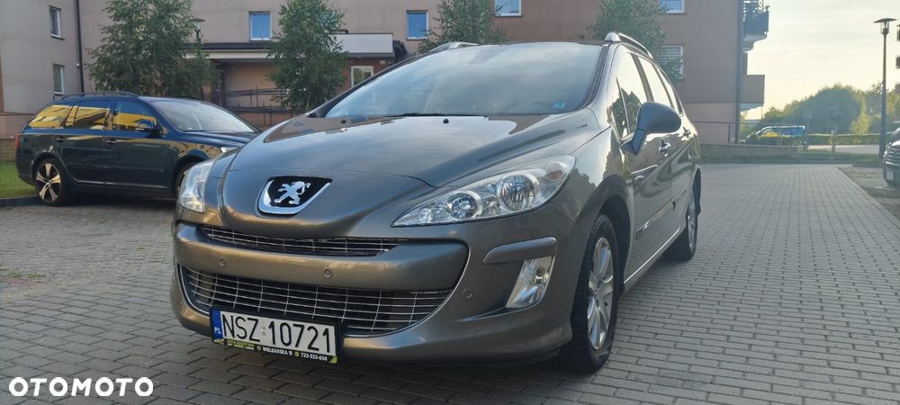 Peugeot 308 - 1