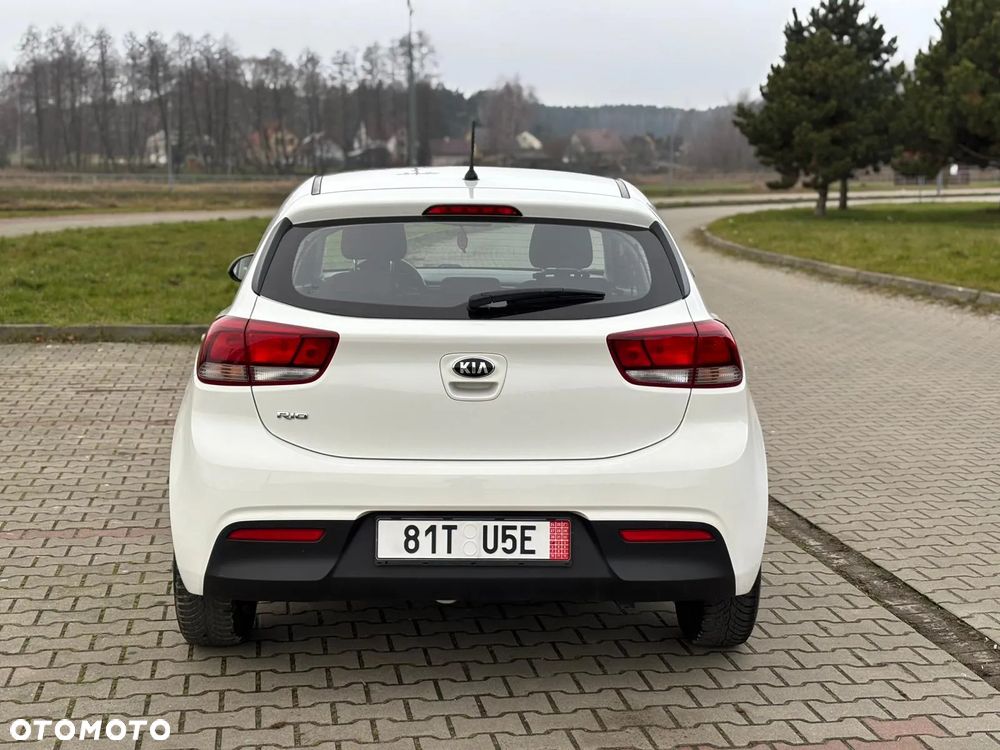 Kia Rio 1.2 Attract - 7