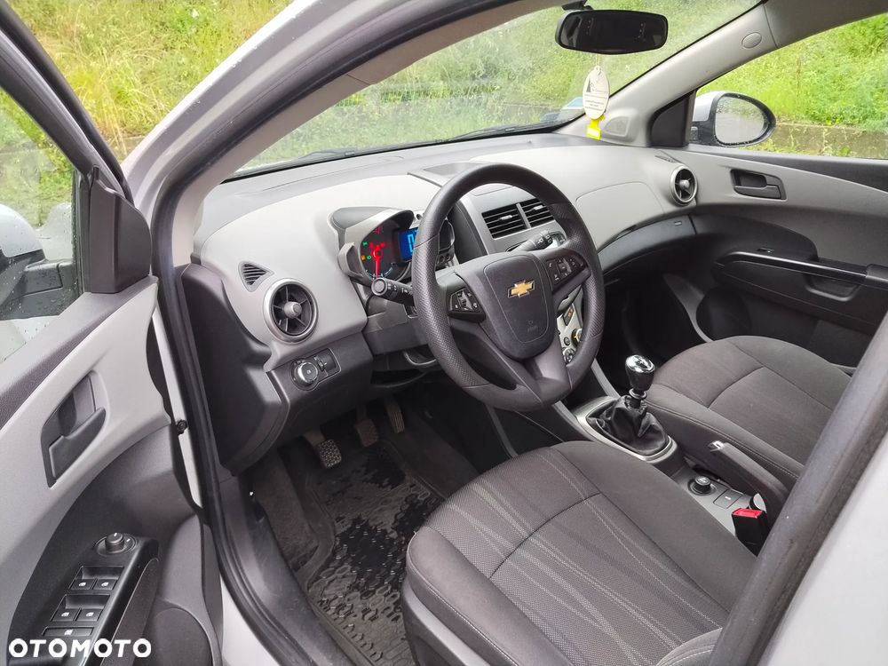 Chevrolet Aveo 1.2 LT+ - 9
