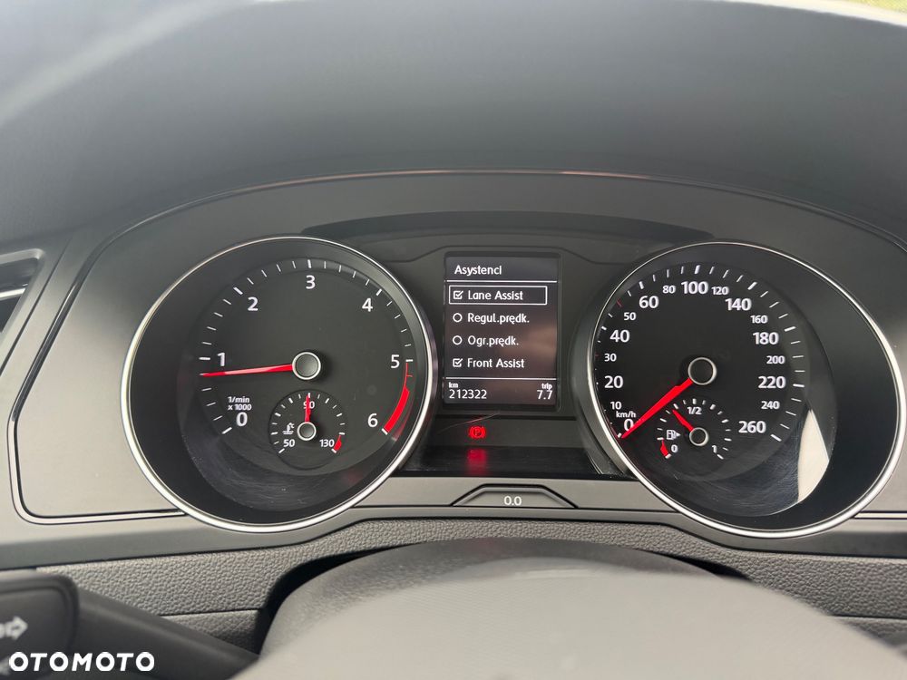 Volkswagen Passat 2.0 TDI EVO Essence - 18