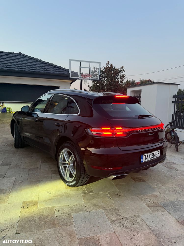 Porsche Macan - 2